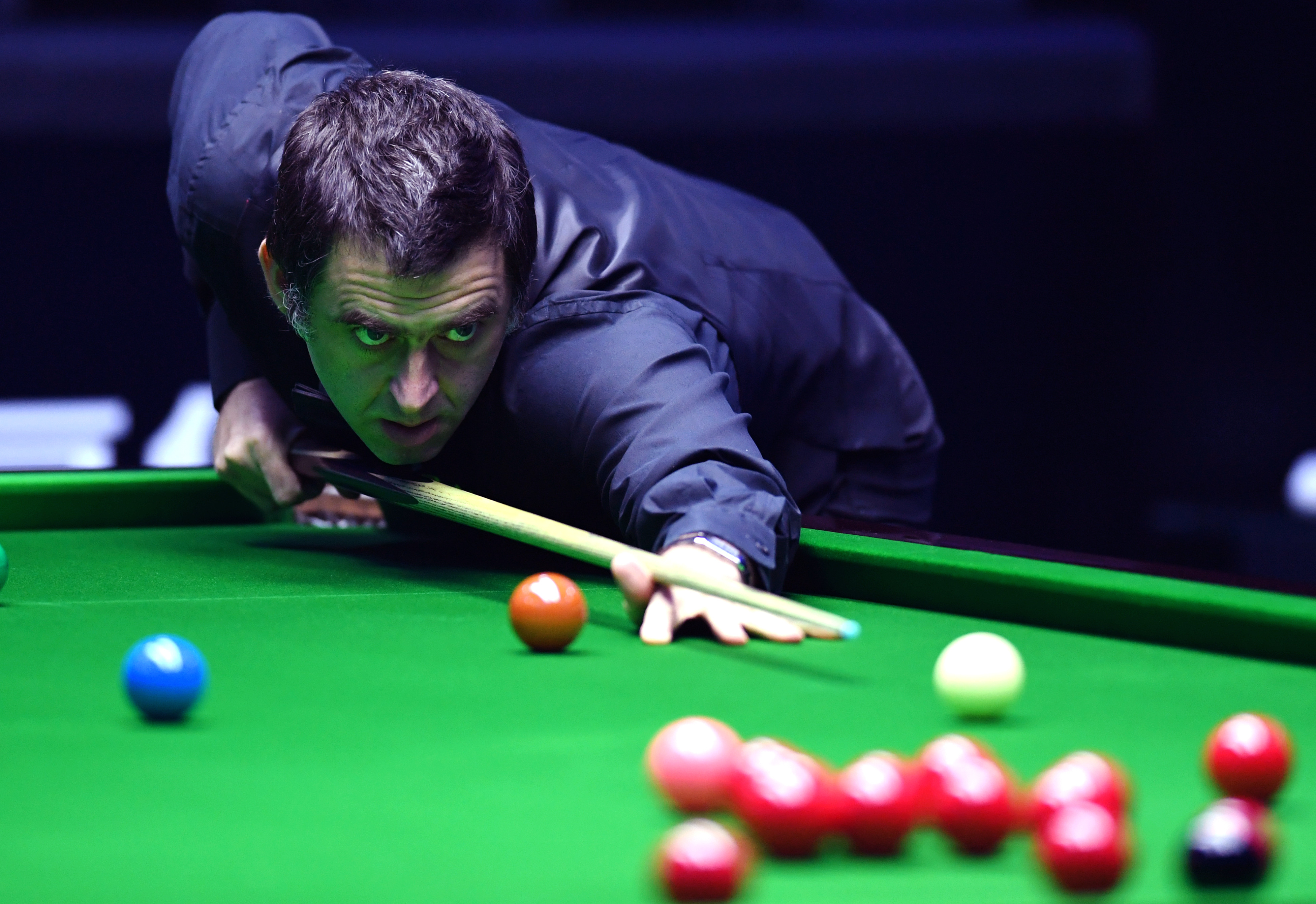 何能成为球 何能成为球