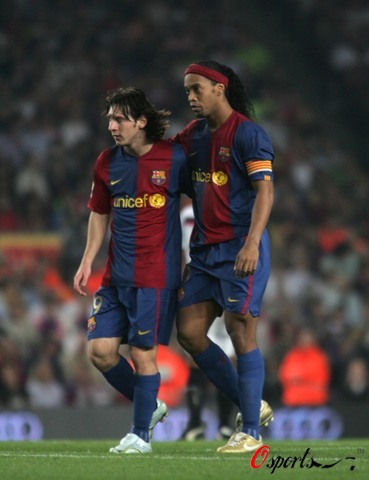 到足球比赛 到足球比赛