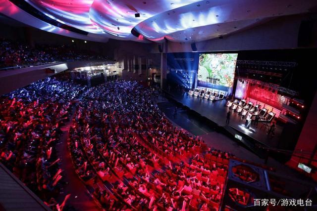 12个篮板 12个篮板