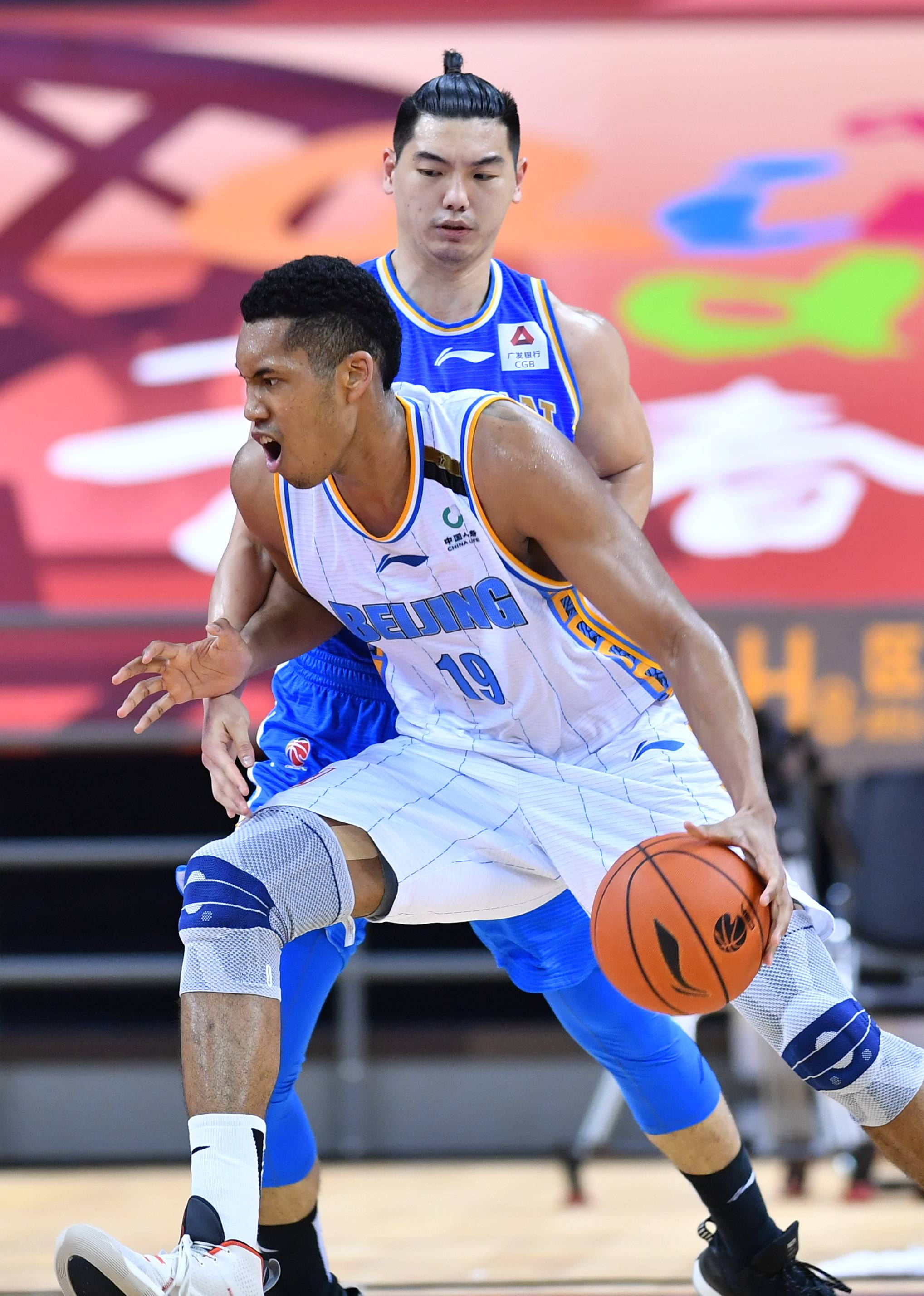 菲尼克斯水 菲尼克斯水