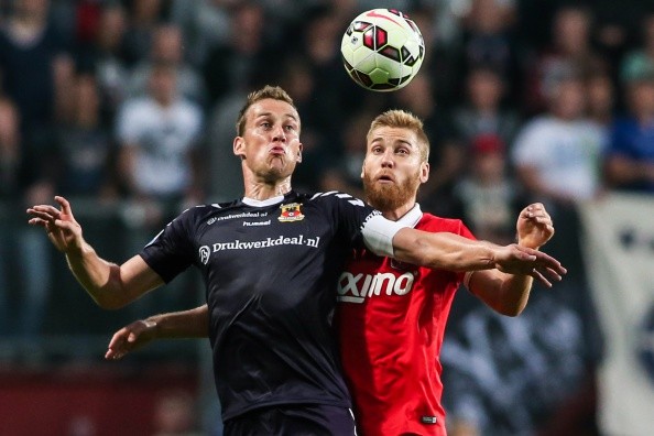 更是对球员 更是对球员