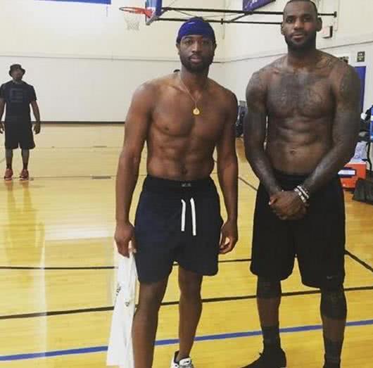 迫使其在错 迫使其在错