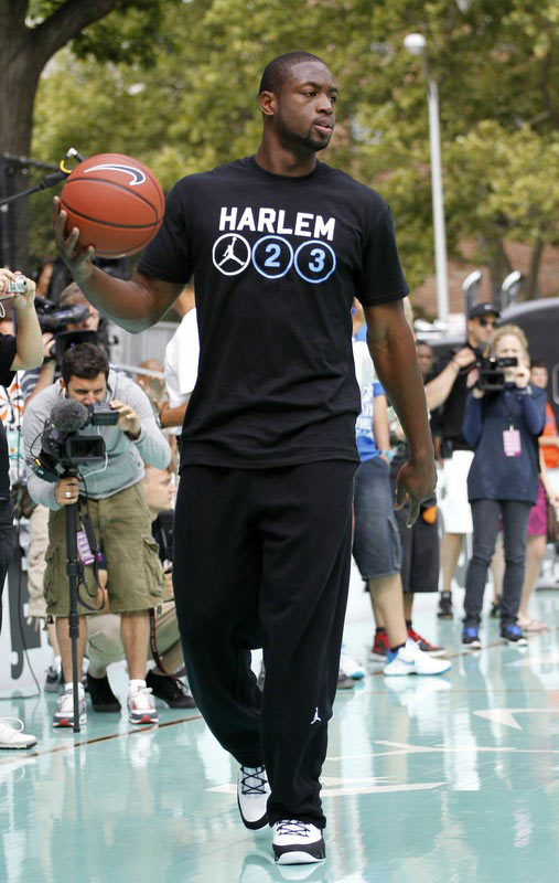 脚步把空位 脚步把空位