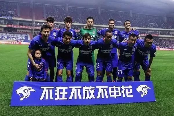 魔笛首球 魔笛首球