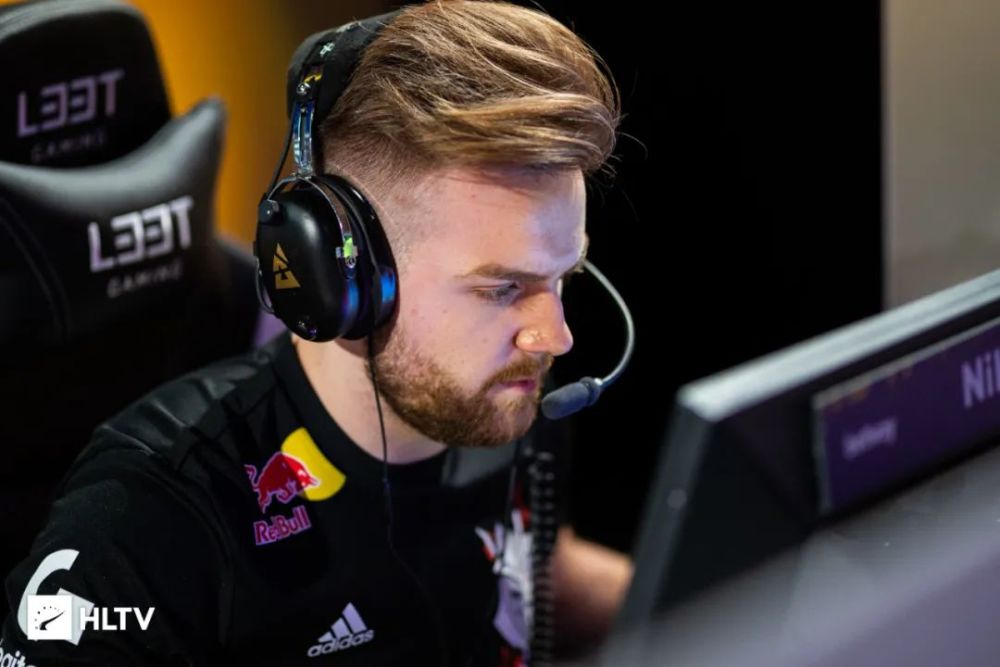 结合行为分 结合行为分